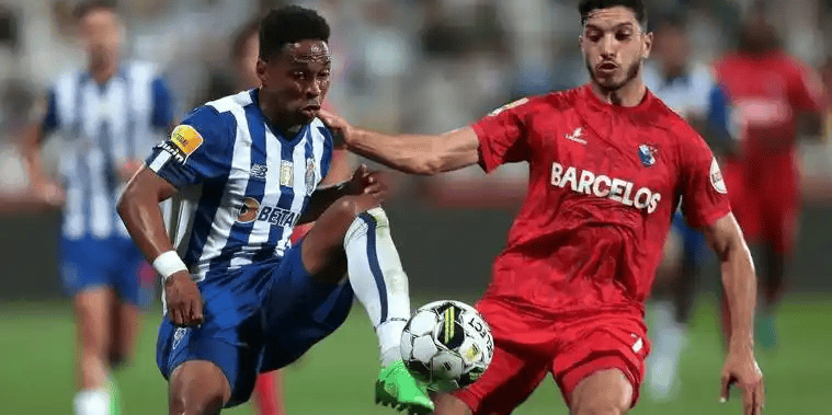 深圳男篮训练开放日；赛后战术微调引欢呼；葡超在即；轮换策略成焦点的简单介绍-开云官网